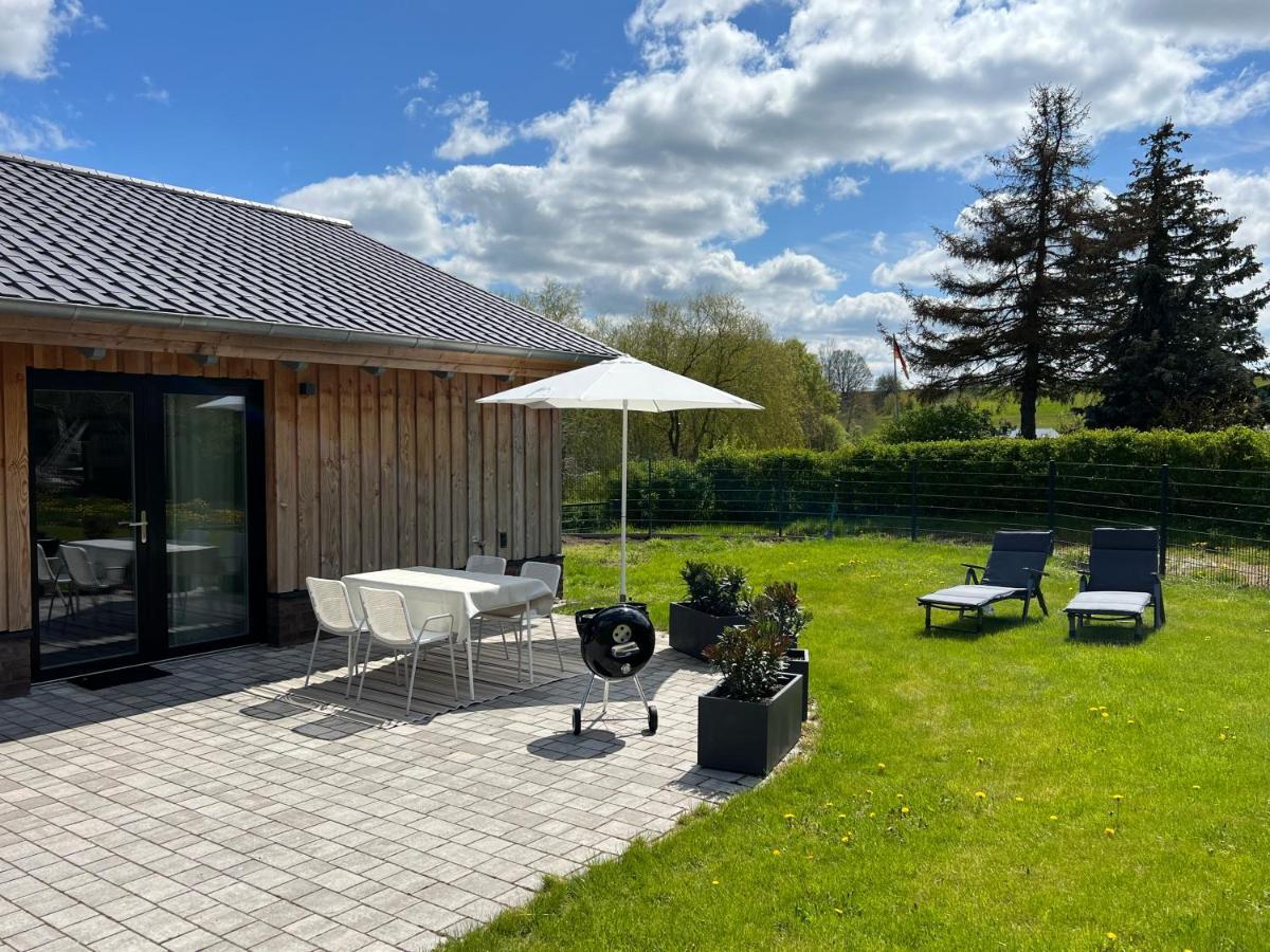 Ferienhaus Auszeit Mit Sauna Schwarz Ngoại thất bức ảnh